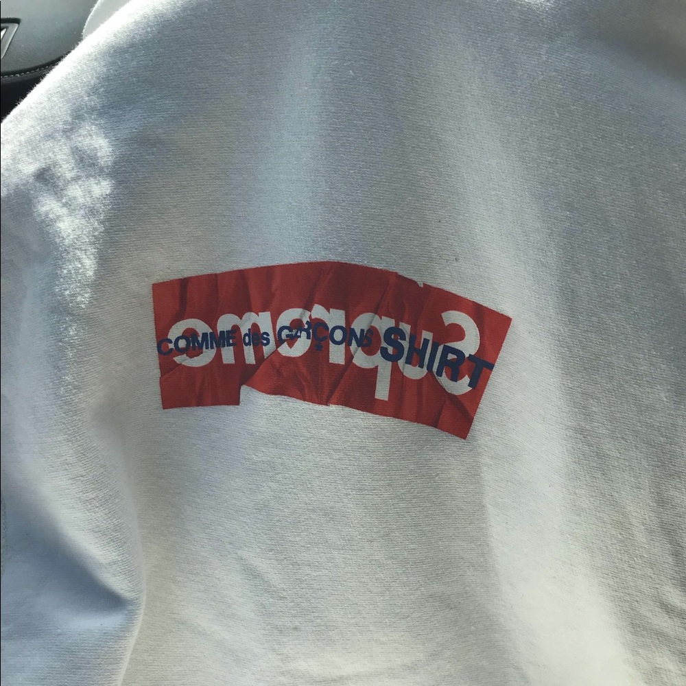 Supreme hoodie